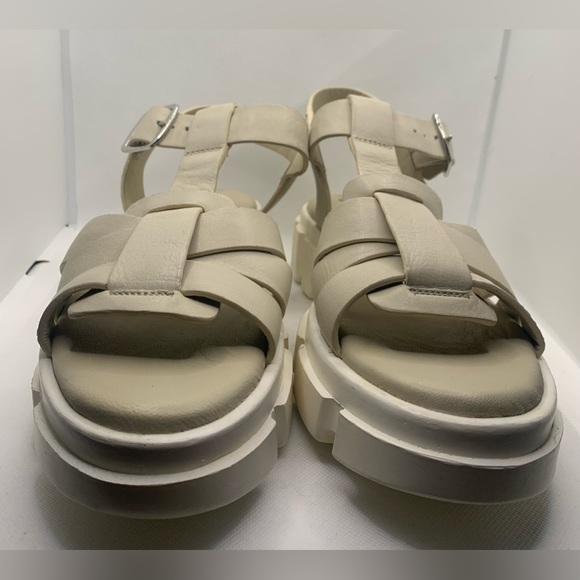 Brand New Never Worn Free People Brooks Fisherman Sandals Size 9.5 (40) - Picture 2 of 12